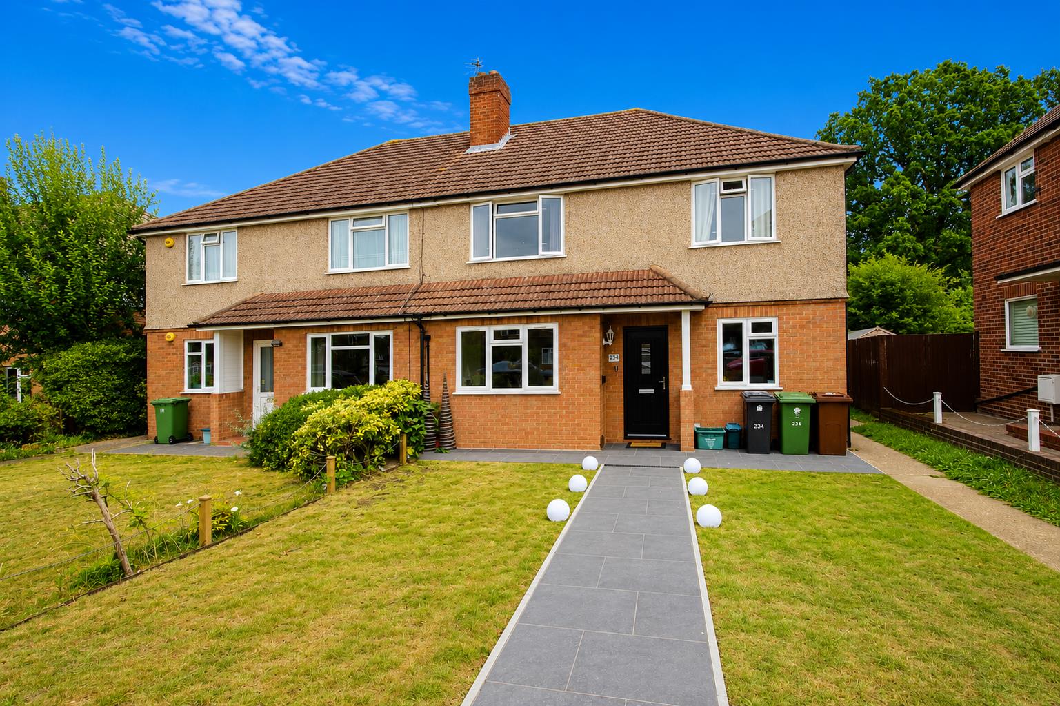 Stoneleigh Park Road, Epsom